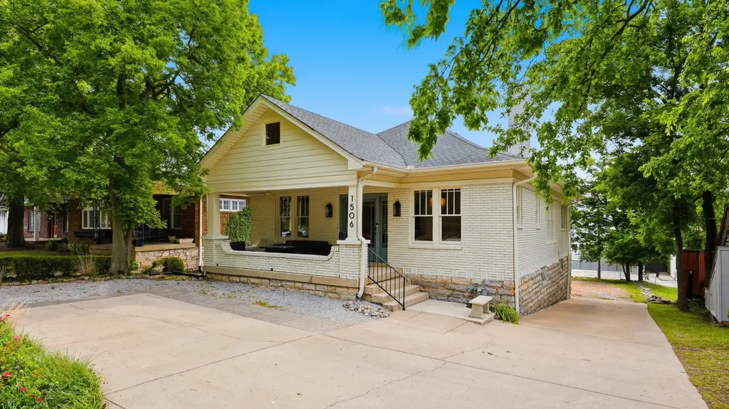 1506 17th Ave, S Nashville TN 37212