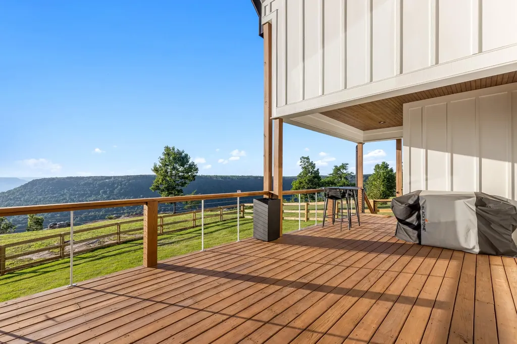 925 Sunset Circle Jasper TN 37347