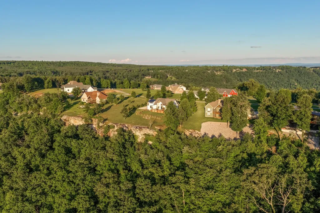 925 Sunset Circle Jasper TN 37347