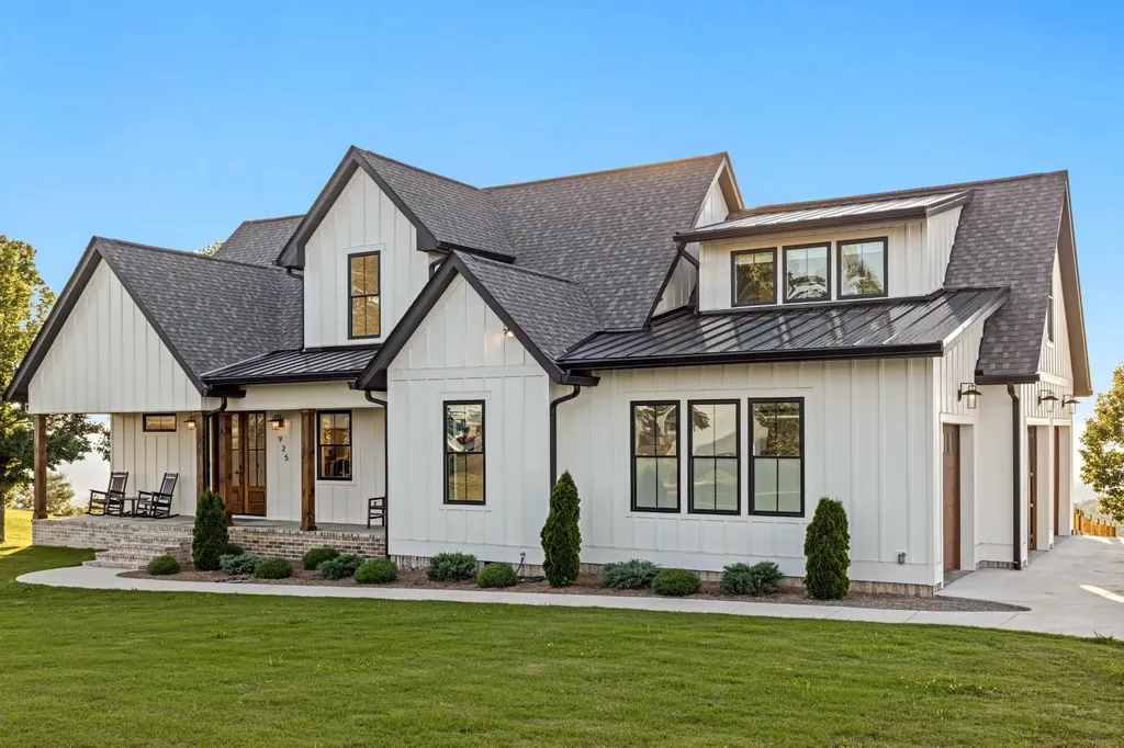 925 Sunset Circle Jasper TN 37347