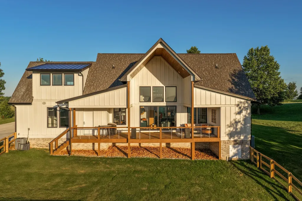 925 Sunset Circle Jasper TN 37347