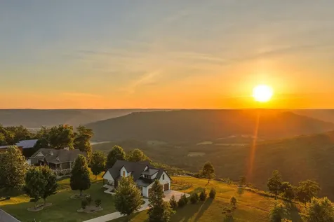 925 Sunset Circle Jasper TN 37347