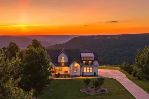 925 Sunset Circle Jasper TN 37347