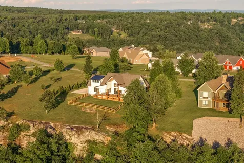 925 Sunset Circle Jasper TN 37347
