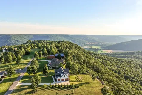 925 Sunset Circle Jasper TN 37347