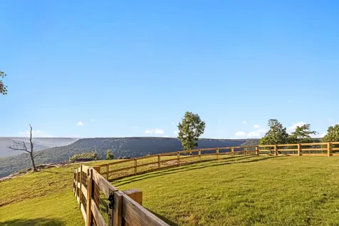 925 Sunset Circle Jasper TN 37347