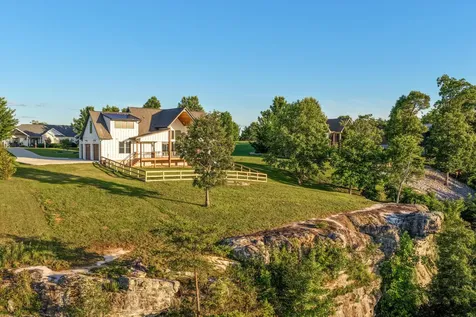 925 Sunset Circle Jasper TN 37347