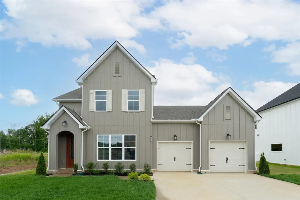 27 Madelaine Way Kingston Springs TN 37082