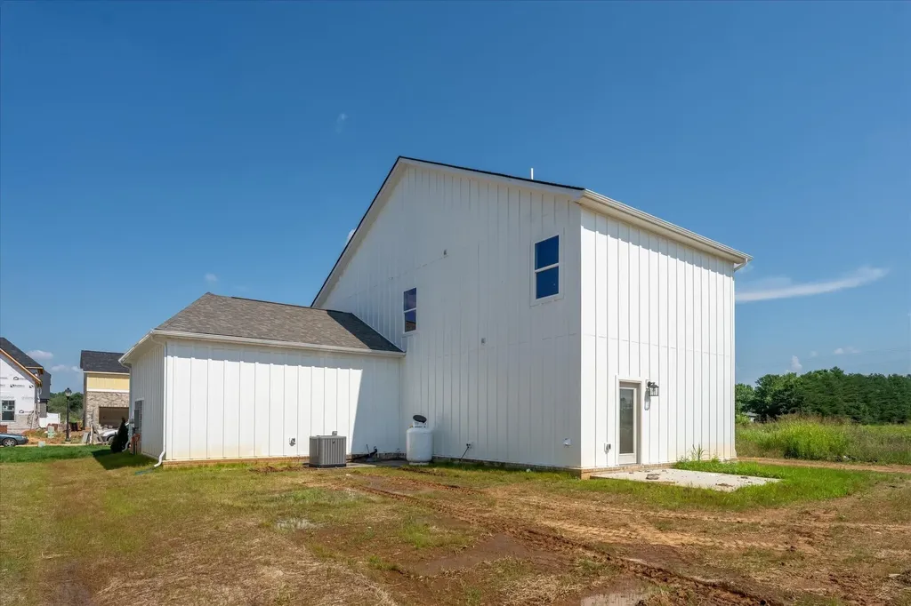 27 Madelaine Way Kingston Springs TN 37082
