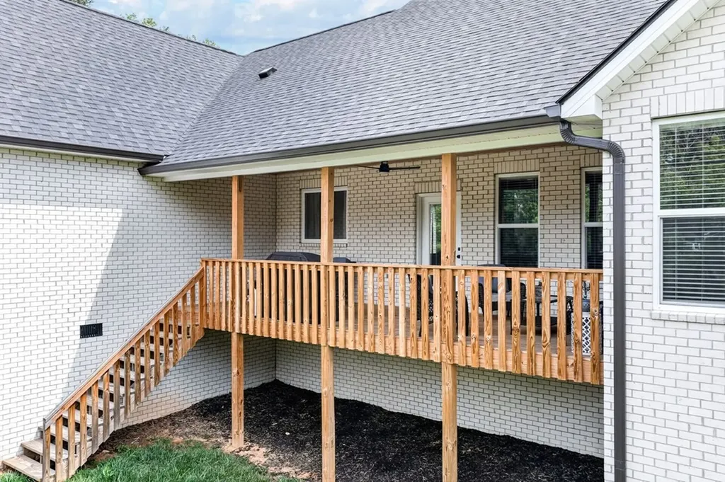1379 Buckingham Place Cookeville TN 38501