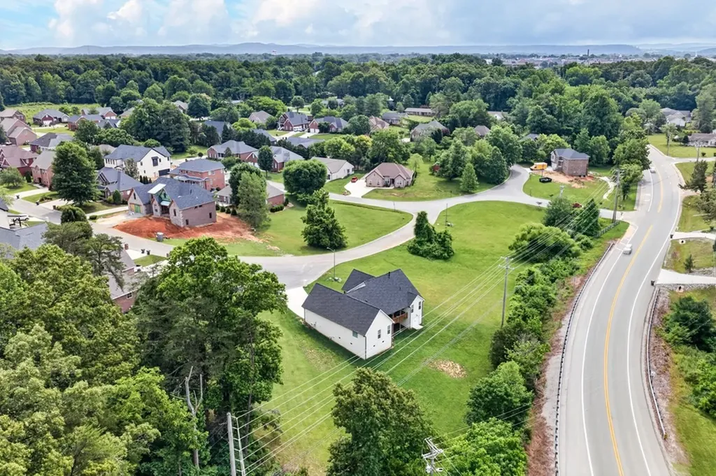 1379 Buckingham Place Cookeville TN 38501
