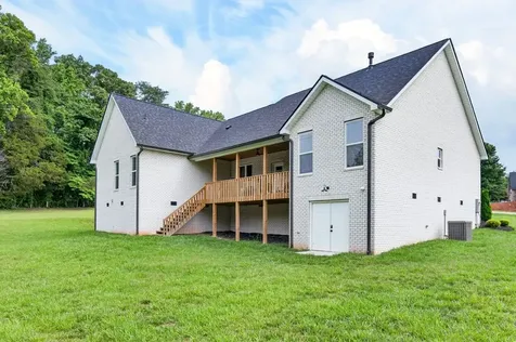 1379 Buckingham Place Cookeville TN 38501