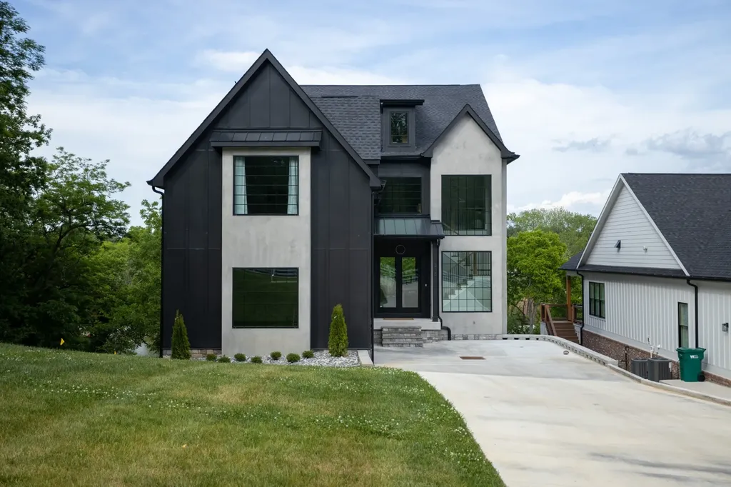 318 N Porter Street Winchester TN 37398