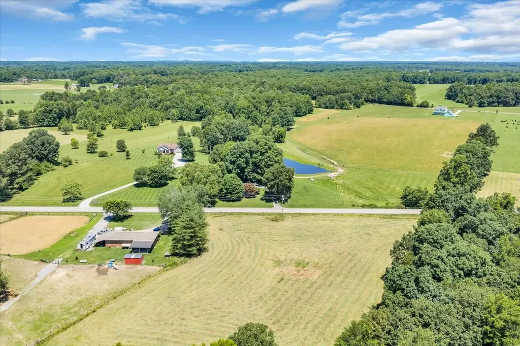 2898 Blanton Chapel Road Manchester TN 37355