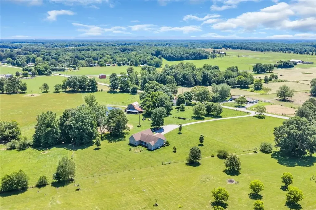 2898 Blanton Chapel Road Manchester TN 37355