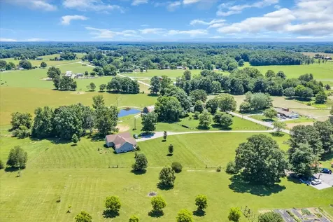 2898 Blanton Chapel Road Manchester TN 37355