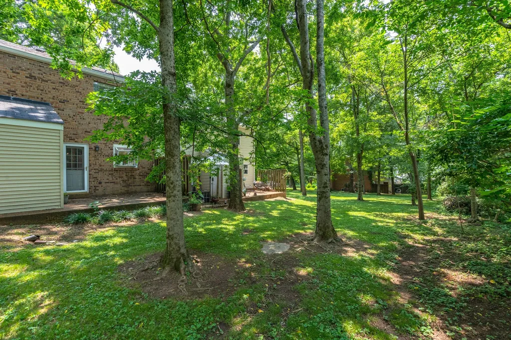 114 Brattlesboro Drive Nashville TN 37204