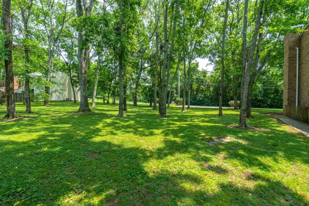 114 Brattlesboro Drive Nashville TN 37204