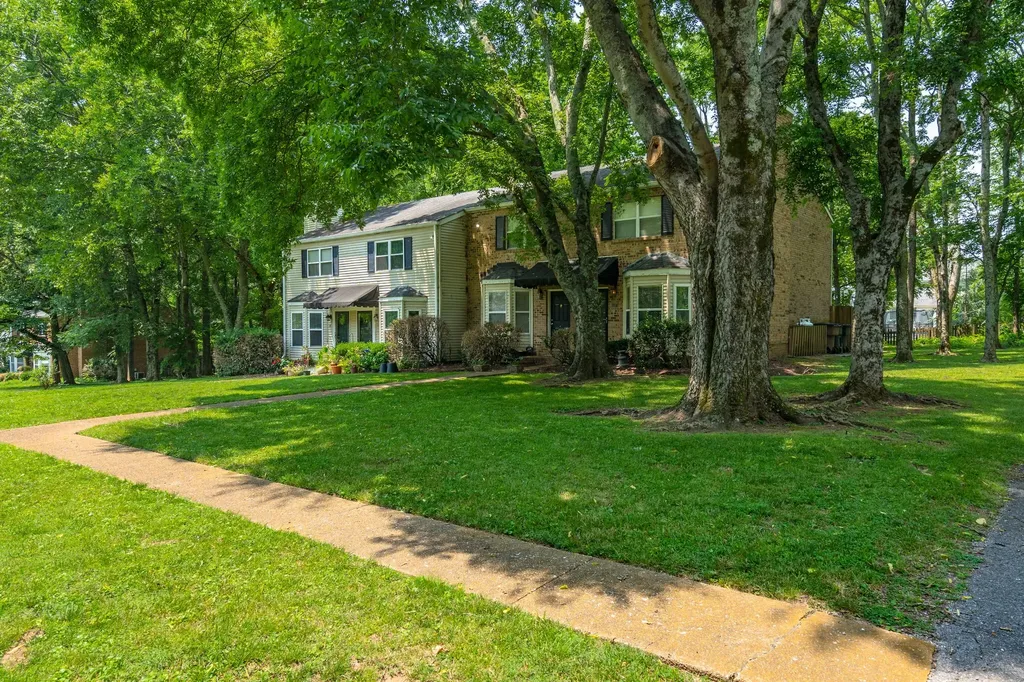 114 Brattlesboro Drive Nashville TN 37204