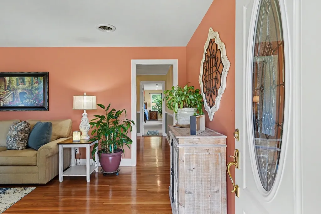 824 Roseview Drive Nashville TN 37206