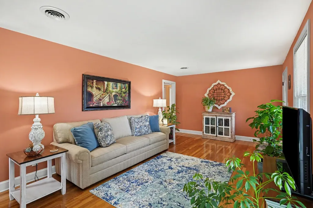824 Roseview Drive Nashville TN 37206