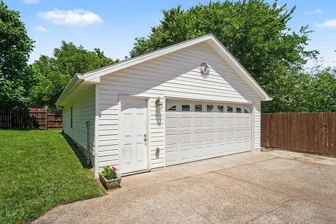 824 Roseview Drive Nashville TN 37206