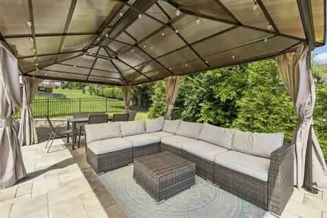 1020 Stafford Court Hendersonville TN 37075
