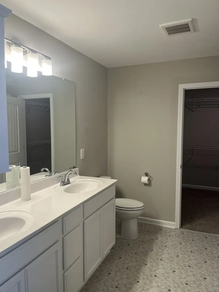 1055 Amber Hills Drive Ashland City TN 37015