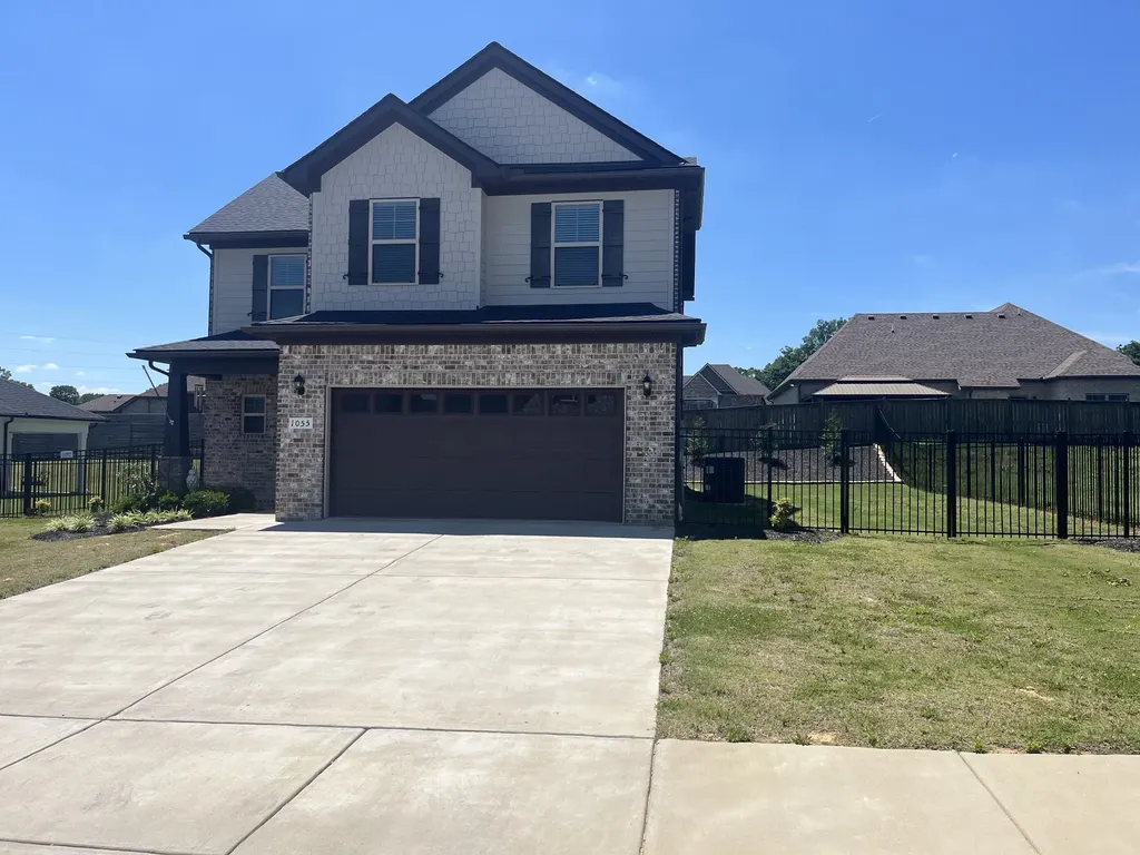 1055 Amber Hills Drive Ashland City TN 37015