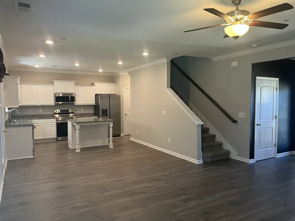 1055 Amber Hills Drive Ashland City TN 37015