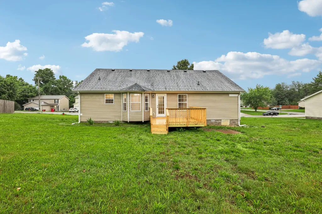 246 Senator Drive Clarksville TN 37042