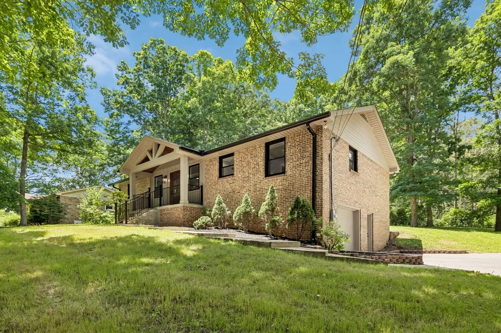 122 Payne Springs Road Dickson TN 37055