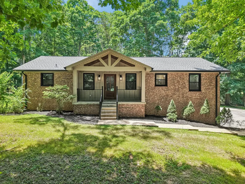122 Payne Springs Road Dickson TN 37055