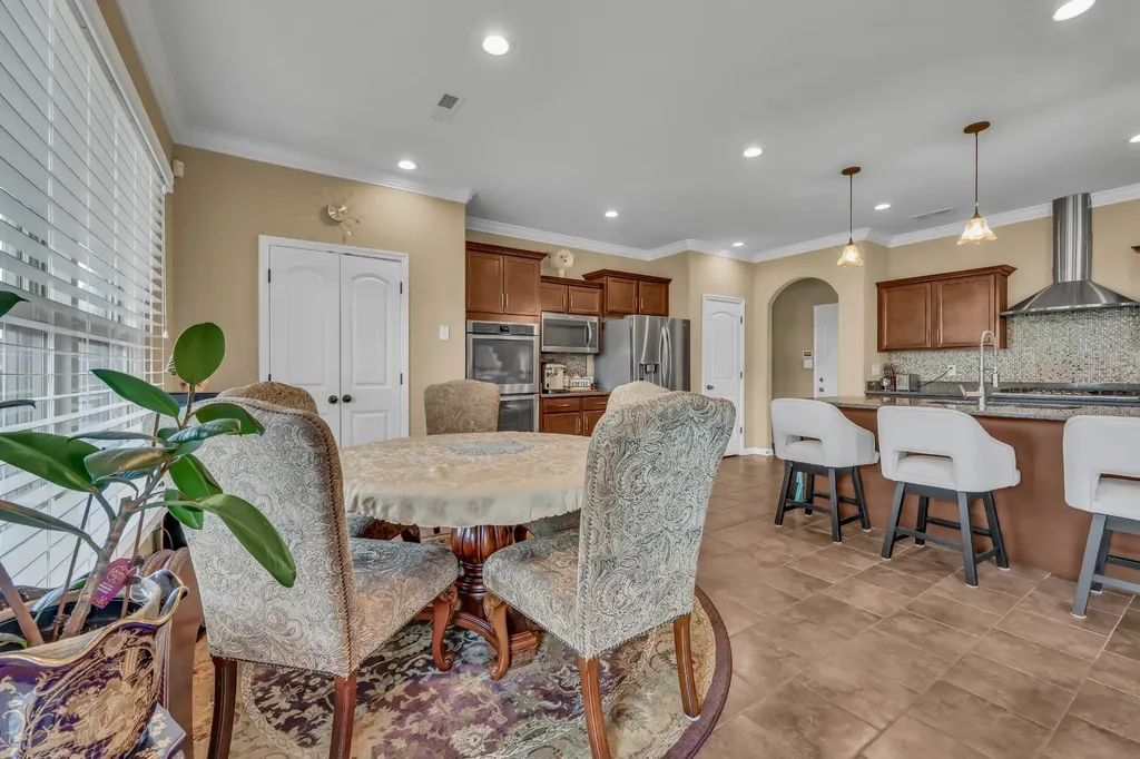 925 Tanager Court Clarksville TN 37040