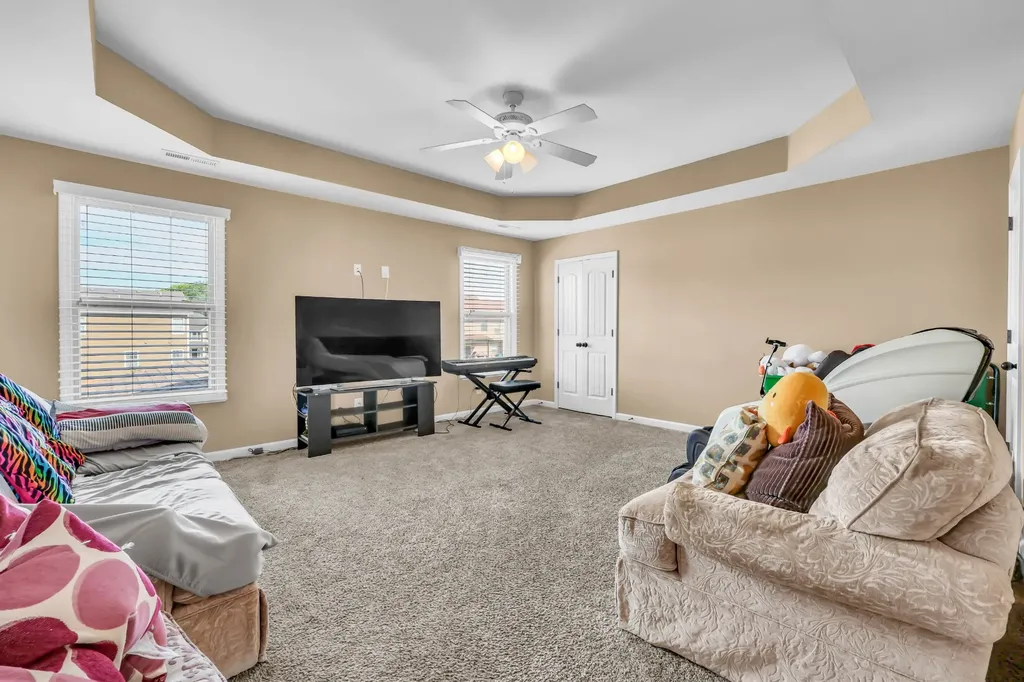 925 Tanager Court Clarksville TN 37040