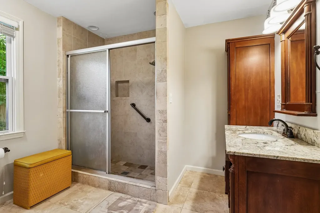2414 Springview Drive Nashville TN 37214