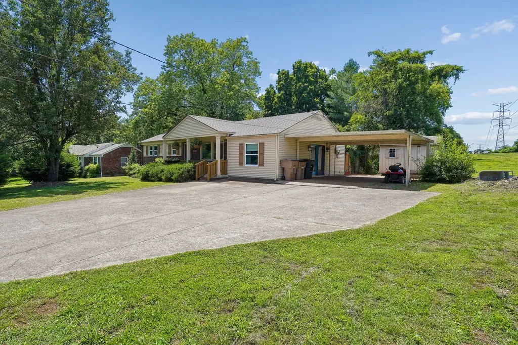 2414 Springview Drive Nashville TN 37214