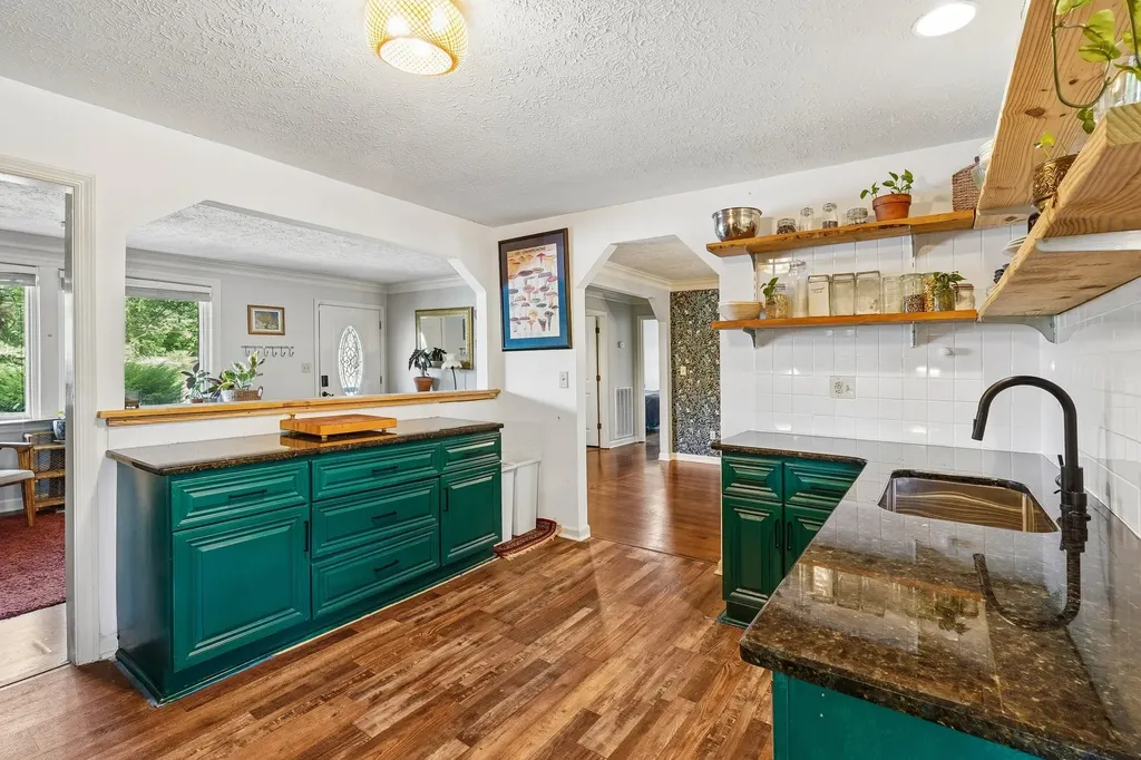 2414 Springview Drive Nashville TN 37214