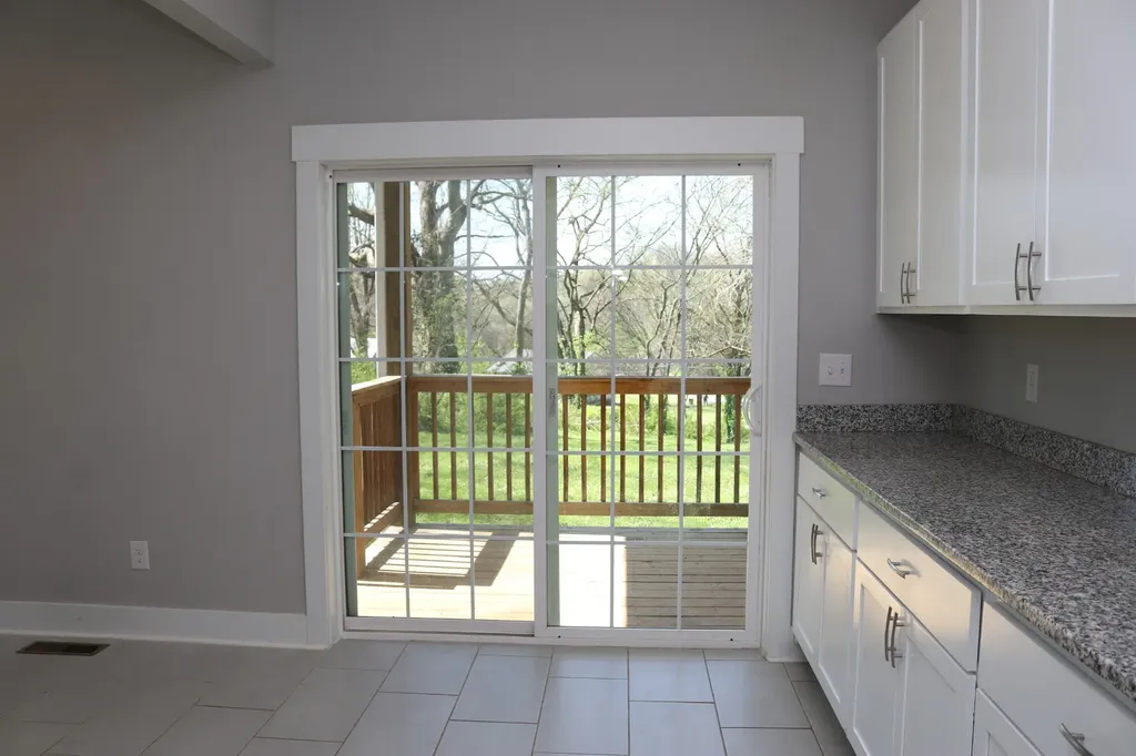 721 Poplar Street Columbia TN 38401