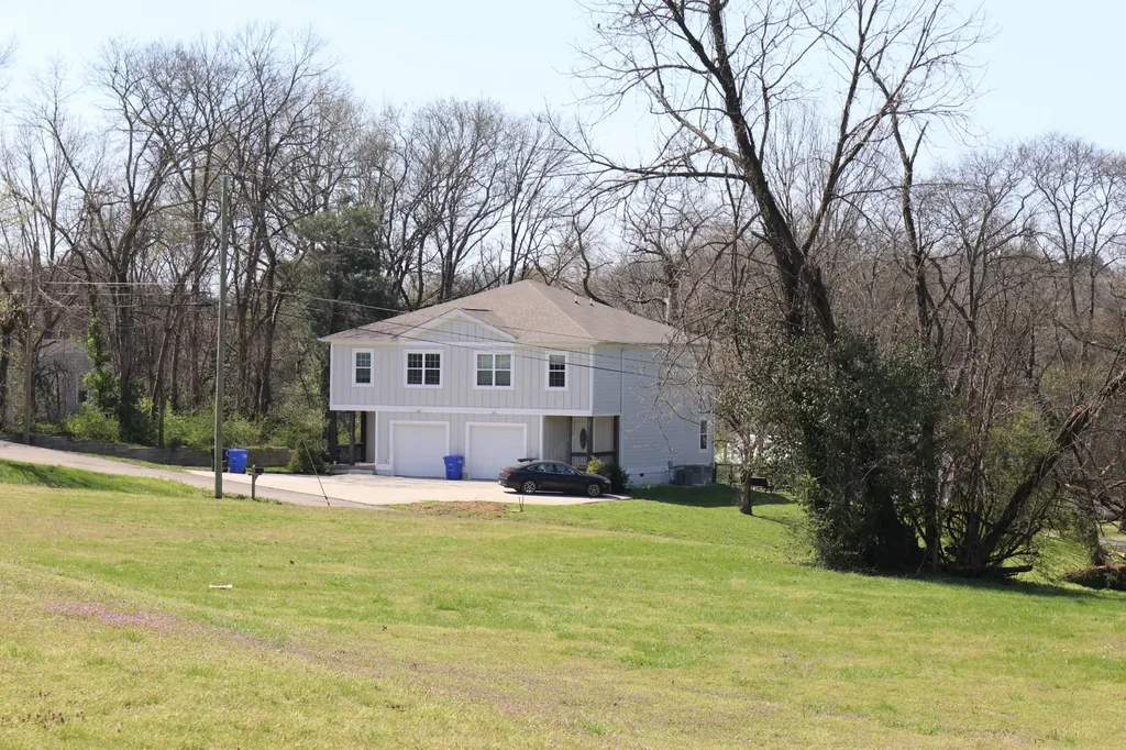 721 Poplar Street Columbia TN 38401