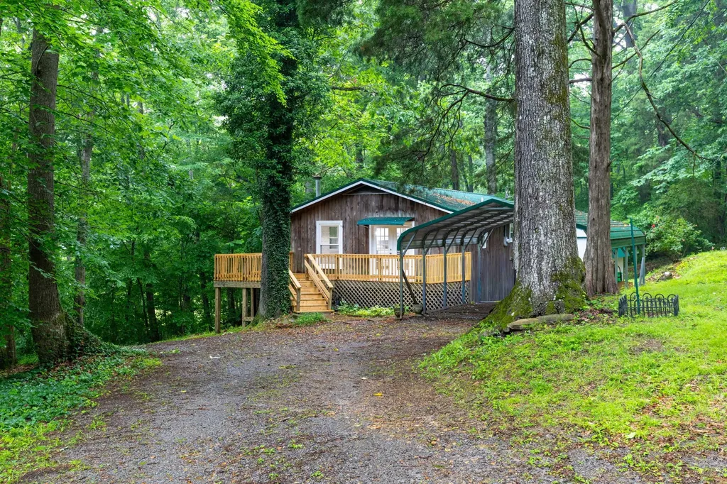 216 Rippy Ridge Road Normandy TN 37360