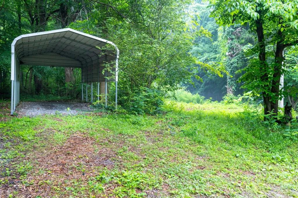 216 Rippy Ridge Road Normandy TN 37360