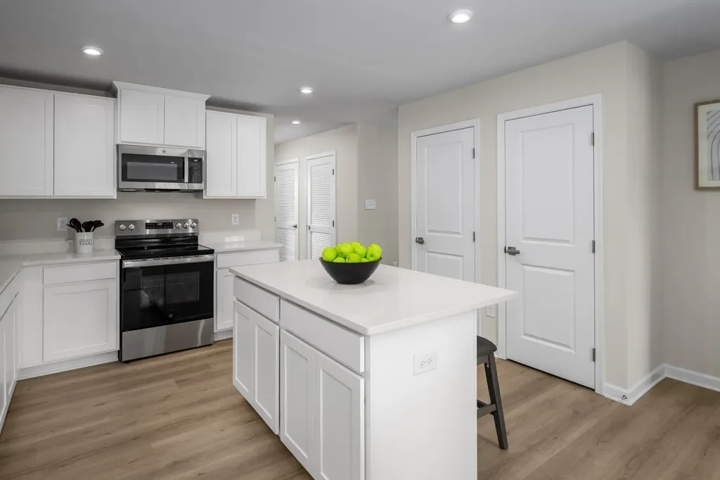 653 Big Bend Court White House TN 37188