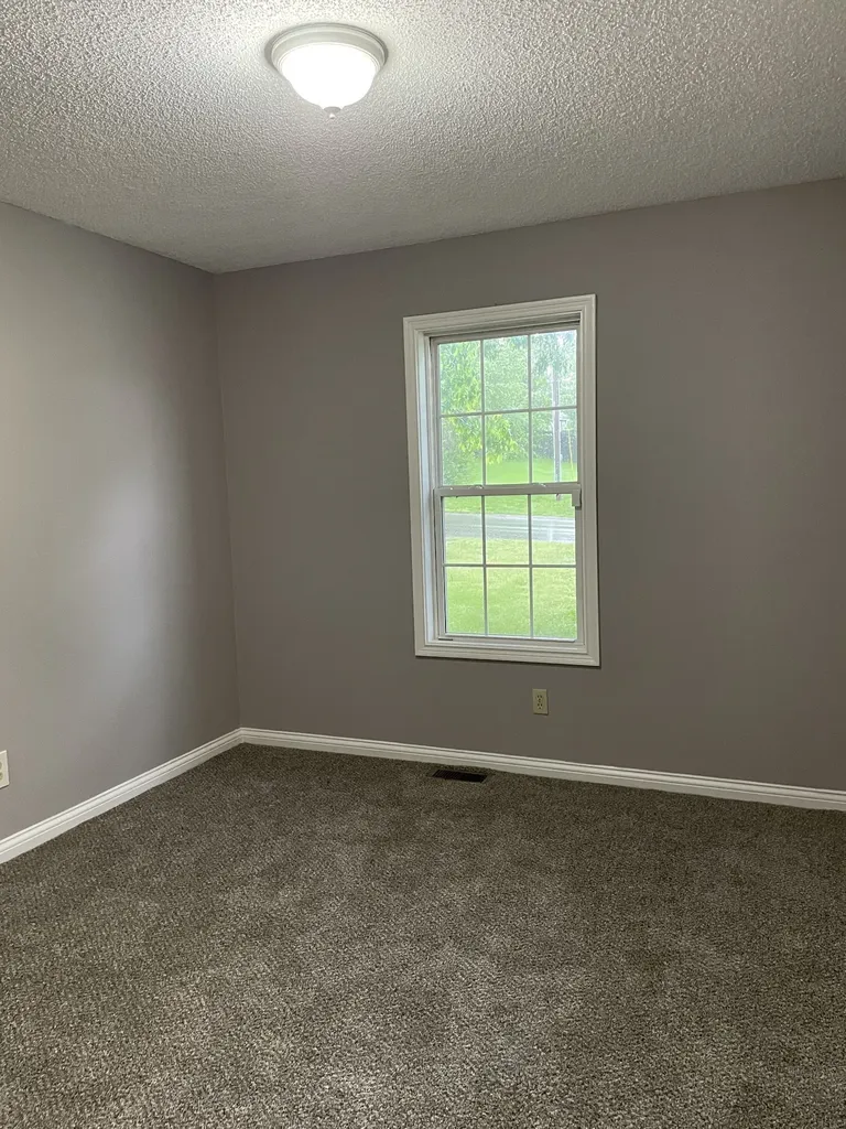 3251 N Senseney Circle Clarksville TN 37042