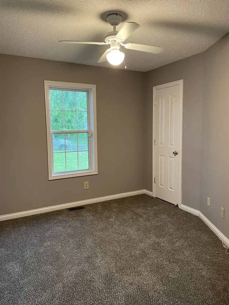 3251 N Senseney Circle Clarksville TN 37042
