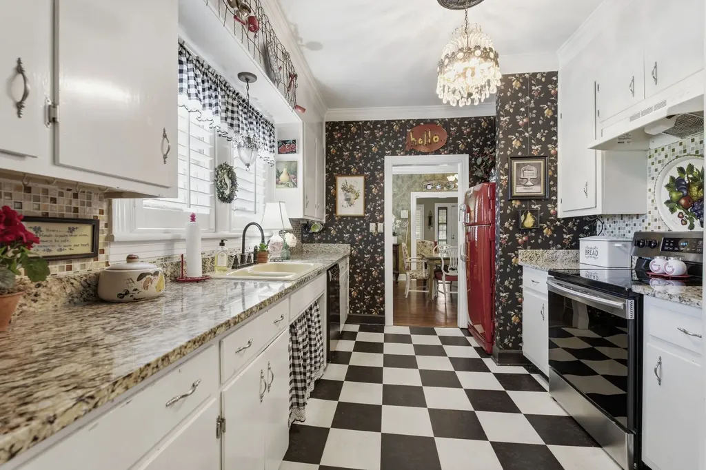 445 Carters Creek Pike Columbia TN 38401
