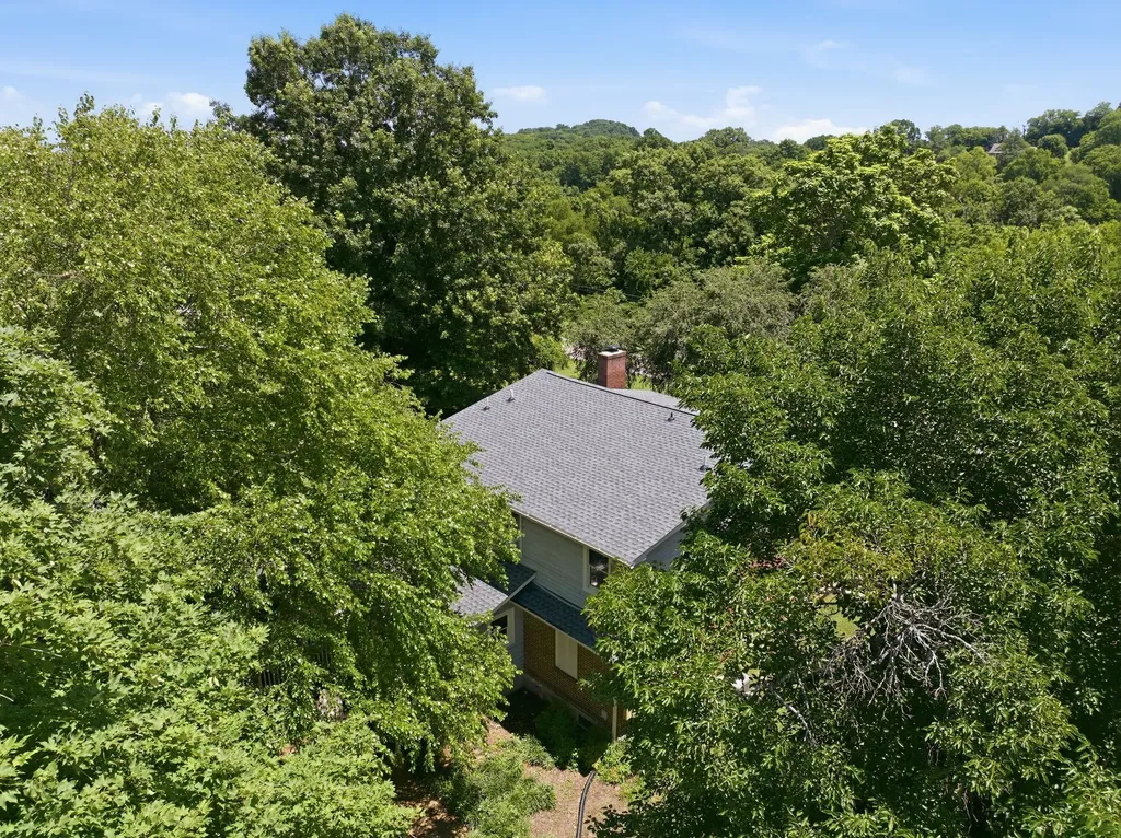 445 Carters Creek Pike Columbia TN 38401