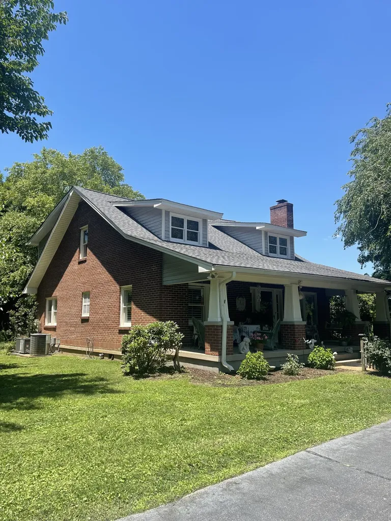 445 Carters Creek Pike Columbia TN 38401