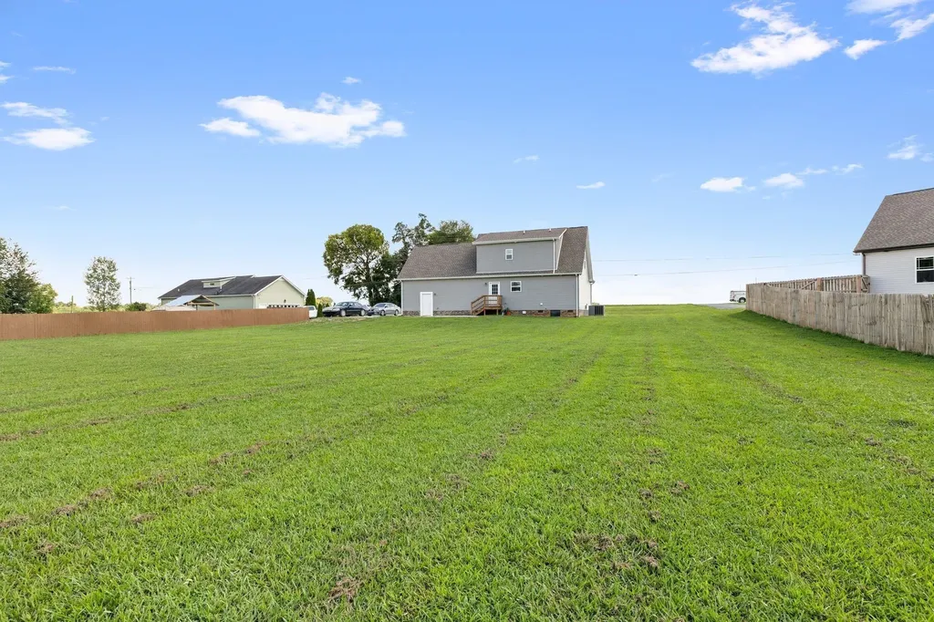 2511 Unionville Deason Road Bell Buckle TN 37020
