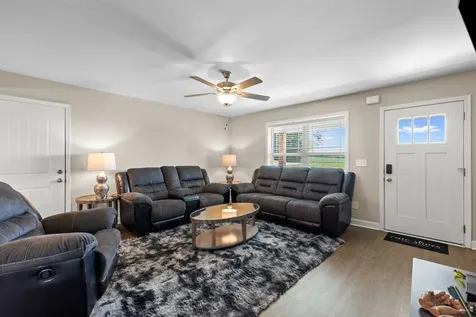 2511 Unionville Deason Road Bell Buckle TN 37020